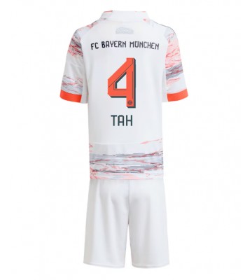 Bayern Munich Jonathan Tah #4 Udebanetrøje Børn 2025-26 Kortærmet (+ Korte bukser)